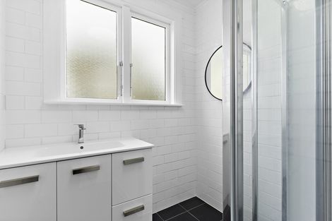 Photo of property in 41 Rhodes Street, Carterton, 5713