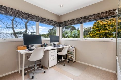 Photo of property in 1a Agathis Avenue, Mairangi Bay, Auckland, 0630
