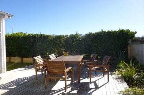 Photo of property in 1 Springside Court, Huntington, Hamilton, 3210