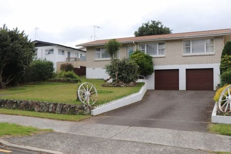 Photo of property in 11 Glenfield Place, Brookfield, Tauranga, 3110