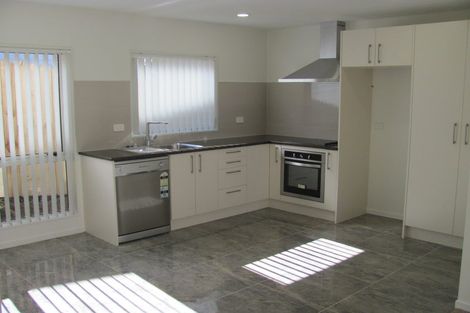 Photo of property in 28 Roseanne Road, Manurewa, Auckland, 2102