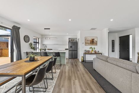 Photo of property in 66 Warwick Road, Stratford, 4332