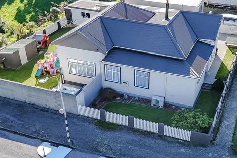 Photo of property in 125 Bright Street, Cobden, Greymouth, 7802