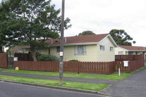Photo of property in 11 Marble Place, Wiri, Auckland, 2104