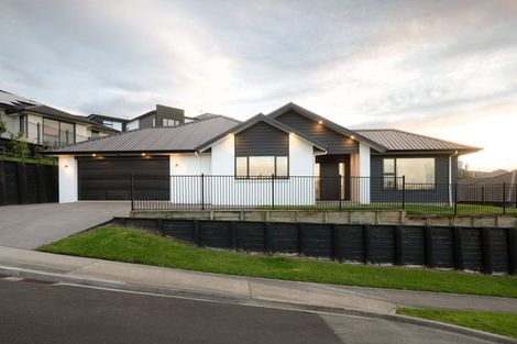 Photo of property in 24 Drower Glen, Flagstaff, Hamilton, 3210