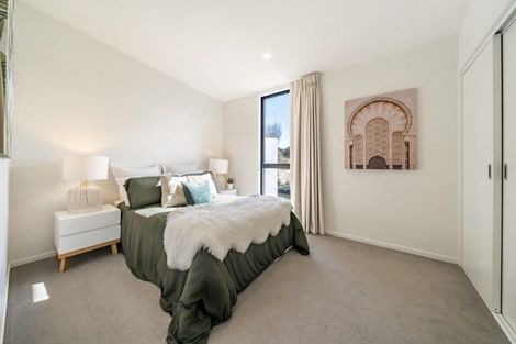 Photo of property in 53 Te Ara O Paetutu, Petone, Lower Hutt, 5012