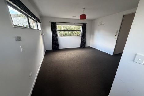 Photo of property in 16 Charlotte Way, Raumati South, Paraparaumu, 5032