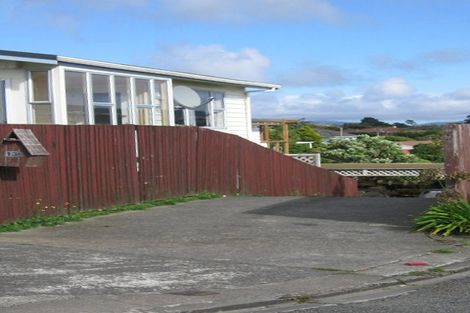 Photo of property in 13b Colchester Crescent, Newlands, Wellington, 6037