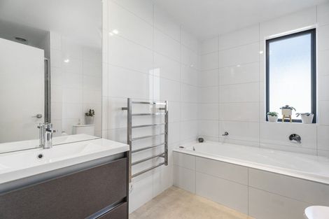 Photo of property in 8 Harlow Crescent, Glen Innes, Auckland, 1072