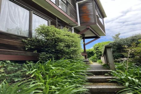 Photo of property in 4/52 Kelburn Parade, Kelburn, Wellington, 6012