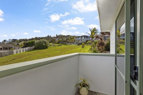 Photo of property in 26 Waldorf Crescent, Orewa, 0931