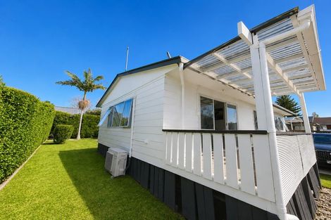 Photo of property in 2/36 Miro Street, New Lynn, Auckland, 0600