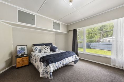 Photo of property in 22 Field Street, Silverstream, Upper Hutt, 5019