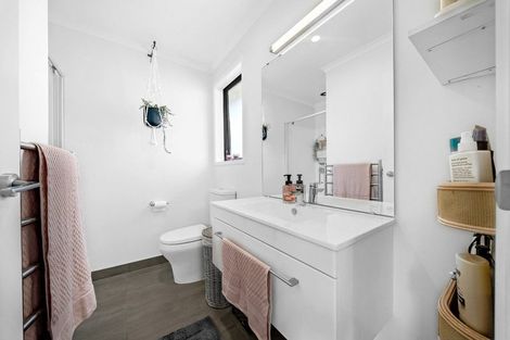 Photo of property in 13a Helenvale Crescent, Pokeno, 2402