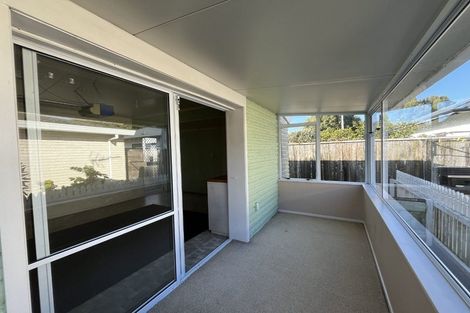 Photo of property in 2/31 Fitzroy Road, Fitzroy, New Plymouth, 4312