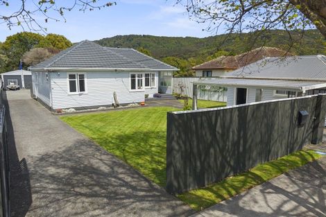 Photo of property in 17 Burden Avenue, Wainuiomata, Lower Hutt, 5014