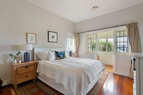 Photo of property in 20 Talavera Terrace, Kelburn, Wellington, 6012