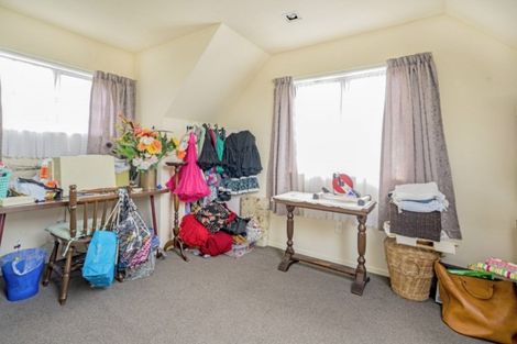 Photo of property in 1/136 Bradbury Road, Botany Downs, Auckland, 2010