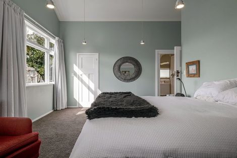 Photo of property in 24 Elmira Avenue, Hokowhitu, Palmerston North, 4410