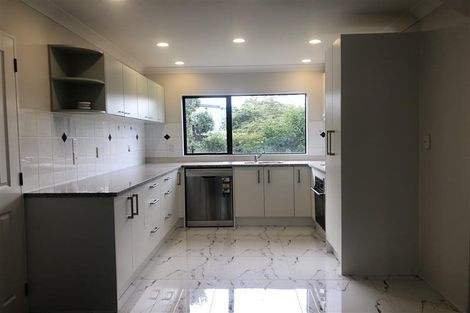 Photo of property in 2/479 Richardson Road, Mount Roskill, Auckland, 1041