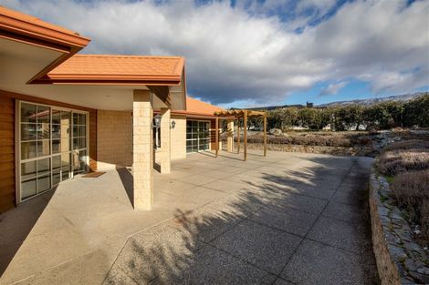 Photo of property in 56 Missy Crescent, Mount Pisa, Cromwell, 9383