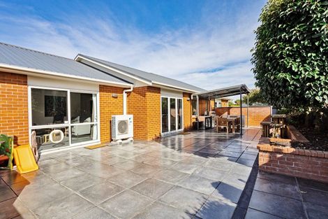 Photo of property in 16 Hoffman Court, Waikiwi, Invercargill, 9810