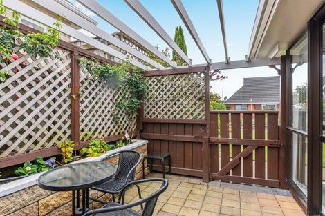 Photo of property in 115 Hillcrest Road, Raumati Beach, Paraparaumu, 5032