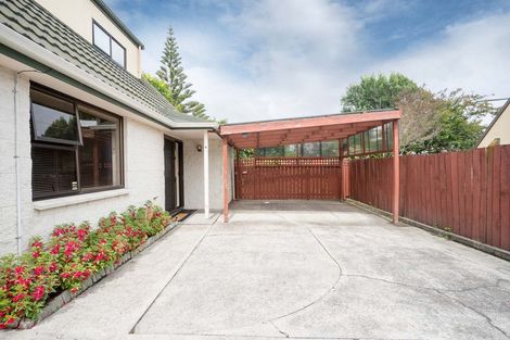 Photo of property in 4 Jarrett Court, Roslyn, Palmerston North, 4414