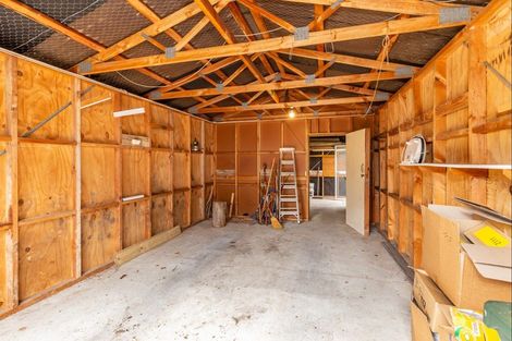 Photo of property in 2 Winslow Place, Levin, 5510