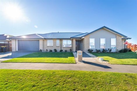 Photo of property in 39 Winfield Drive, Wigram, Christchurch, 8042