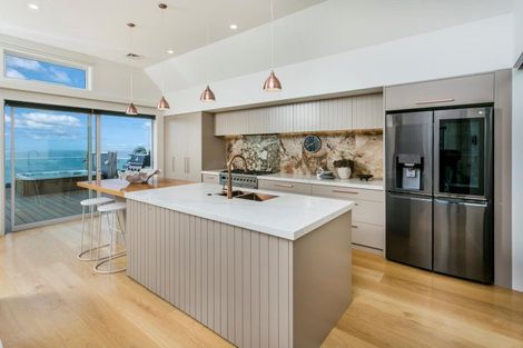 Photo of property in 39 Gulf View Road, Murrays Bay, Auckland, 0630