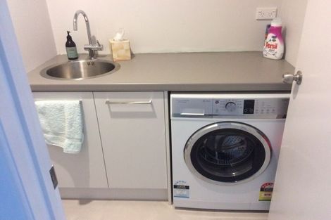 Photo of property in 22 Caldwells Road, East Tamaki Heights, Auckland, 2016