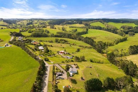 Photo of property in 175 Ireland Road, Waitoki, Kaukapakapa, 0871