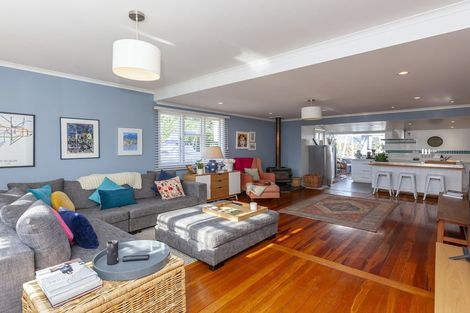Photo of property in 56 Poplar Avenue, Raumati South, Paraparaumu, 5032