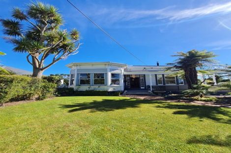 Photo of property in 110 Peel Street, Westport, 7825