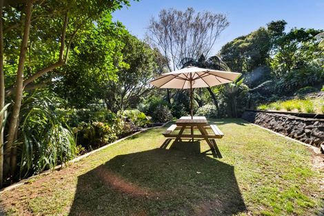 Photo of property in 12a Baring Terrace, Strandon, New Plymouth, 4312