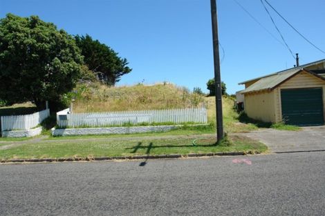 Photo of property in 23 Middlesex Street, Patea, 4520