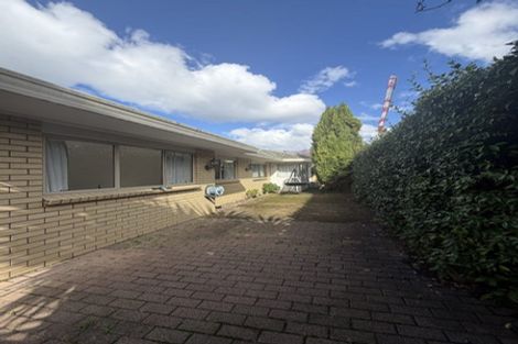 Photo of property in 5a Thurston Place, Bucklands Beach, Auckland, 2012