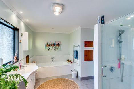 Photo of property in 977 Puketapu Road, Puketapu, Napier, 4182