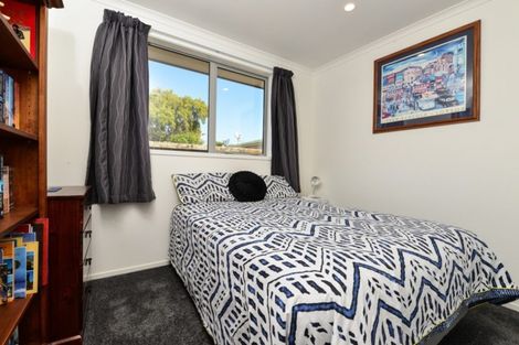 Photo of property in 7b Warwick Avenue, St Andrews, Hamilton, 3200