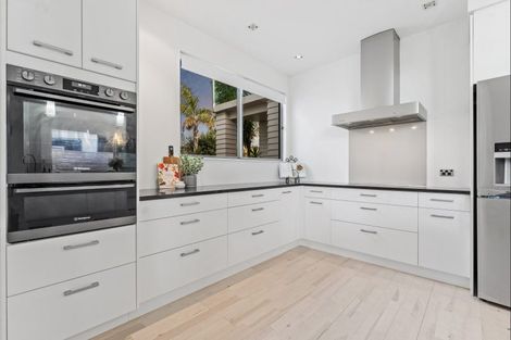 Photo of property in 26 Taumata Road, Omaha, Warkworth, 0986