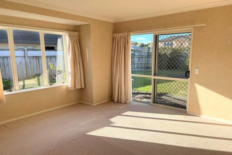 Photo of property in 40 Realm Drive, Paraparaumu, 5032