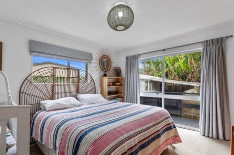 Photo of property in 1335b Papamoa Beach Road, Papamoa Beach, Papamoa, 3118