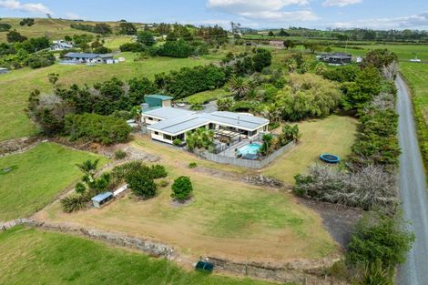 Photo of property in 10 Matarau Road, Matarau, Kamo, 0185