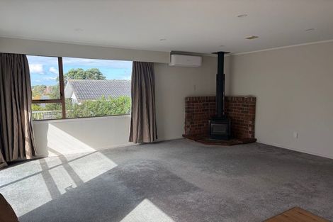 Photo of property in 62 Weatherly Road, Torbay, Auckland, 0630