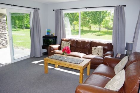 Photo of property in 30 Hurunui Lane, Kinloch, Taupo, 3377