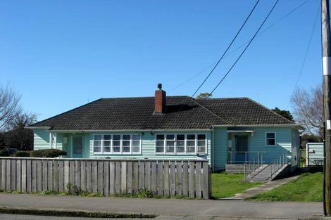 Photo of property in 245-247 High Street South, Carterton, 5713