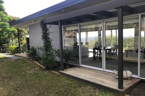 Photo of property in 4 Broadview Road, Opua, 0200