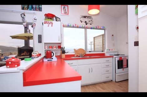 Photo of property in 8 Wainamu Road, Raglan, 3297