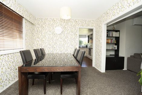 Photo of property in 9 Gerrand Place, Chedworth, Hamilton, 3210